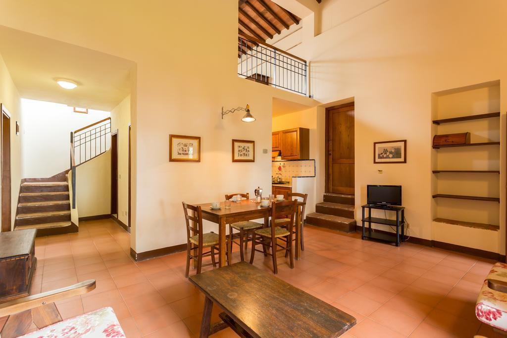 Tenuta Di Monaciano Ponte A Bozzone Δωμάτιο φωτογραφία